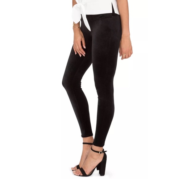 NEW Spanx Velvet Leggings in Very Black Size L - Picture 3 of 6